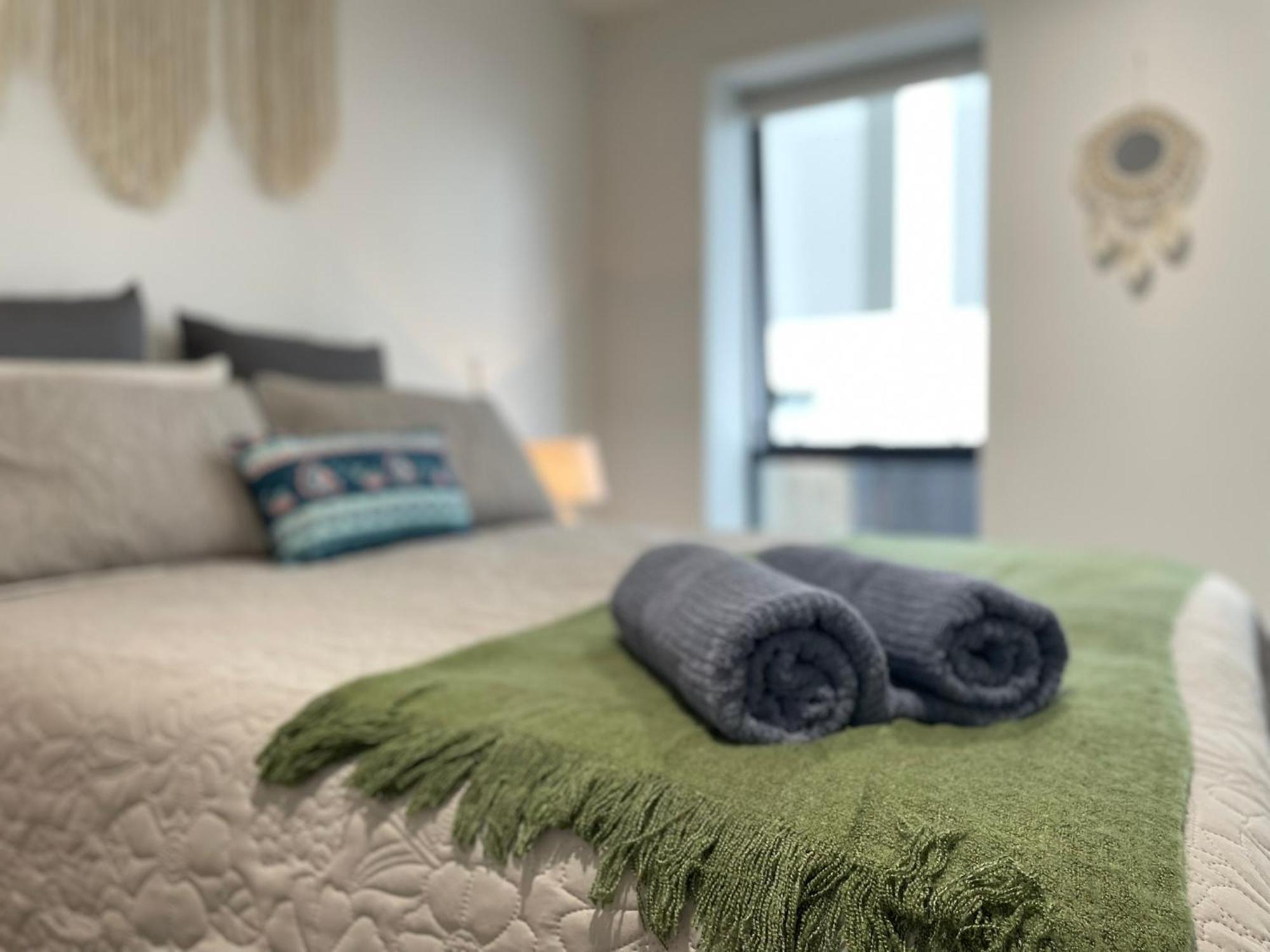 Luxury Cbd 2 Bed Near Riverside Market Free Parking! Christchurch Exteriör bild
