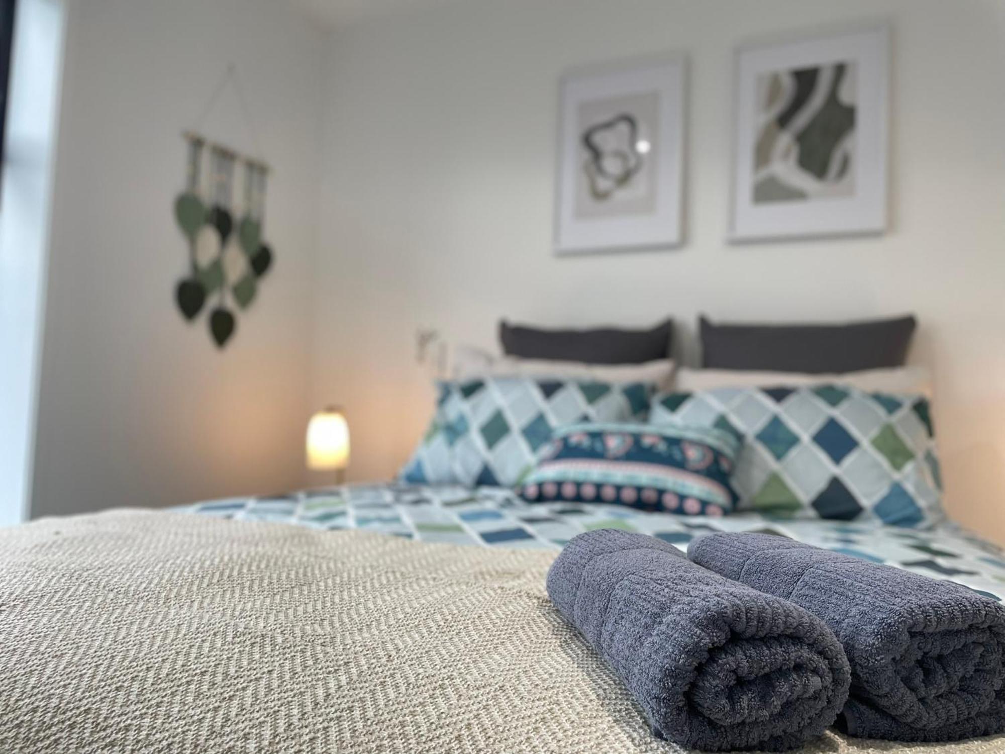 Luxury Cbd 2 Bed Near Riverside Market Free Parking! Christchurch Exteriör bild